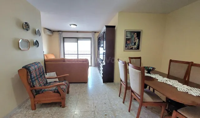 Piso de 4 dormitorios y garaje en la Fuente de Mojácar - foto 4