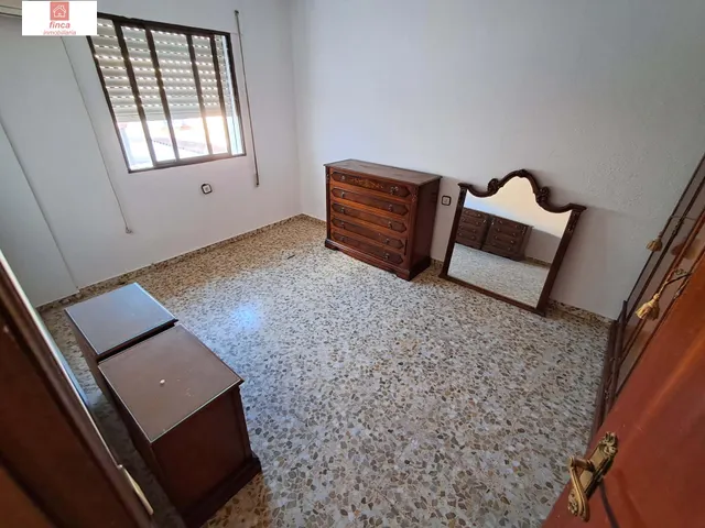 Se vende en Montijo, duplex, zona virgen de barbaño (pistas de padel), climatizado y cocina amueblada — 18