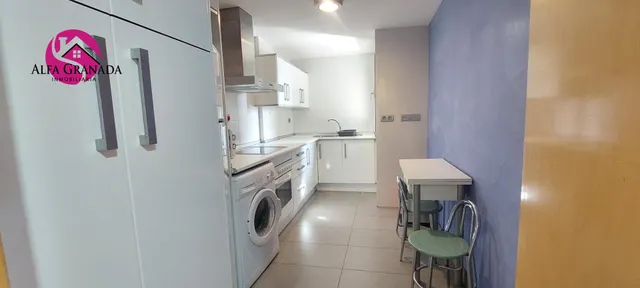Apartamento amueblado en zona Campus de la Salud, urbanización privada — 7