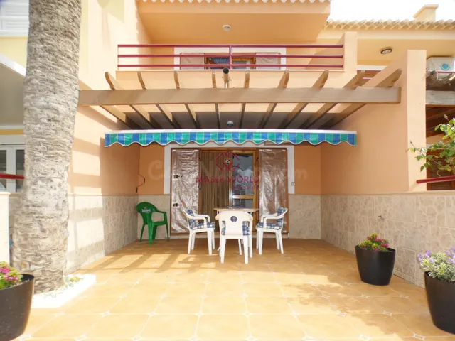 DÚPLEX A 200 METROS DE LA PLAYA EN PLAYA GRANDE