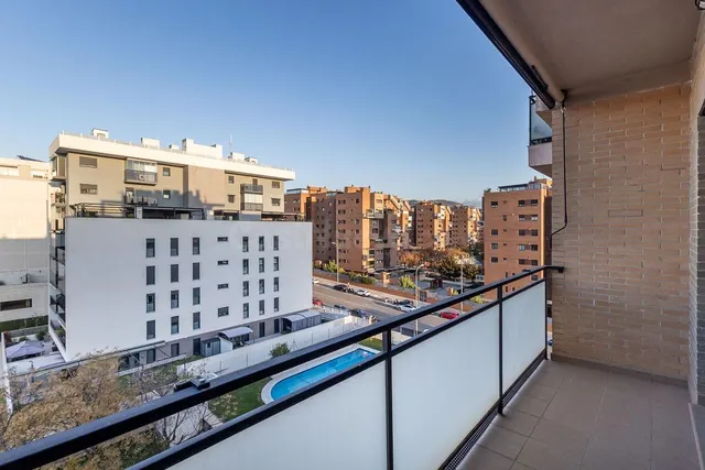 Piso en Albayda - foto 3