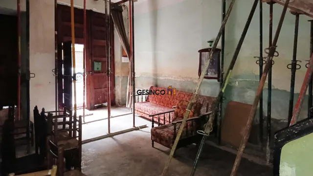 CASA CON HUERTO PARA REFORMA EN VENTA EN ONTINYENT - foto 4