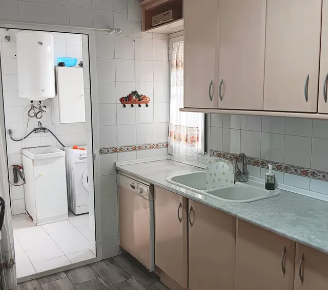 OPORTUNIDAD, amplio piso en Arroyo de la Miel, Benalmádena — 8