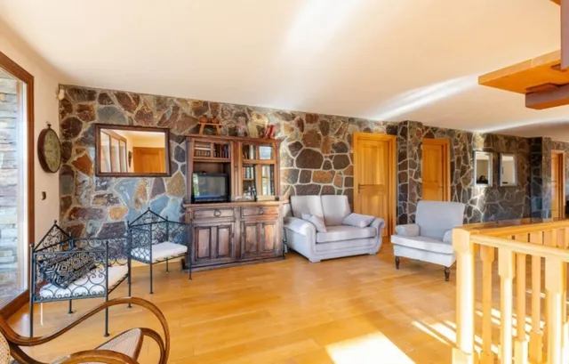 Espectacular Villa en el corazón de la sierra de Guadarrama — 22