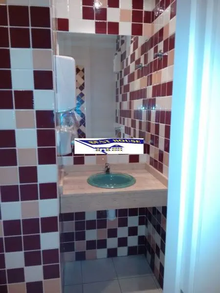 LOCAL COMERCIAL EQUIPADO PARA HOSTELERÍA. — 11