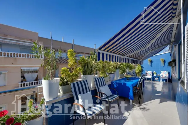 PRECIOSO ÁTICO CON DOS TERRAZAS, GARAJE Y PISCINA JUNTO AL MAR — 14