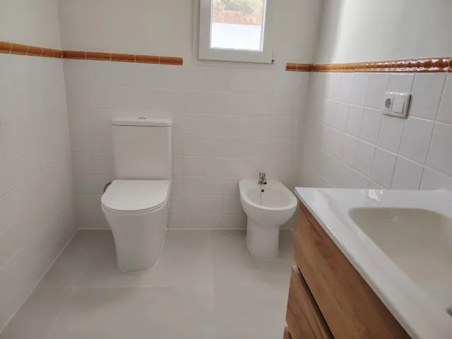 Chalet reformado situado a 2 km de la población — 22