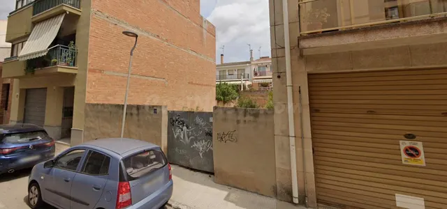 TERRENO URBANO EN VENTA EN CALLE MAGNOLIES, EL VENDRELL - foto 2