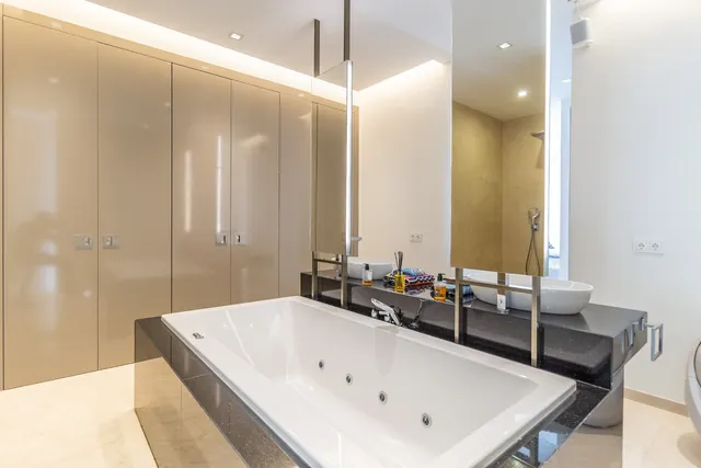 Chalet 6 habitaciones 1183m² en venta - Costa del Sol — 14