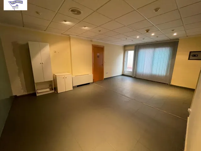 OFICINA EN PLENO CENTRO. — 11
