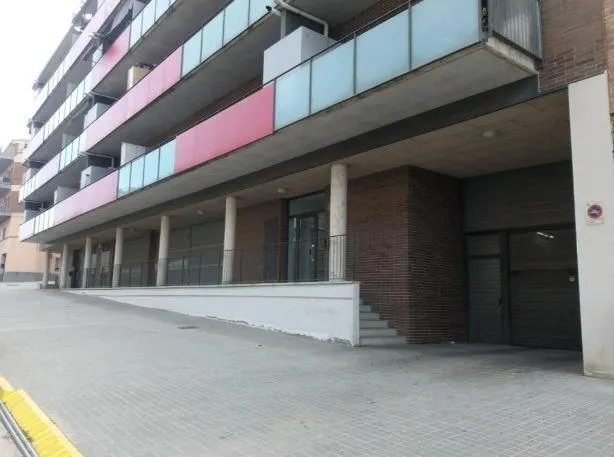 LOCAL EN VENDA A SANTA MARGARIDA DE MONTBUI, PROVÍNCIA DE BARCELONA — 2