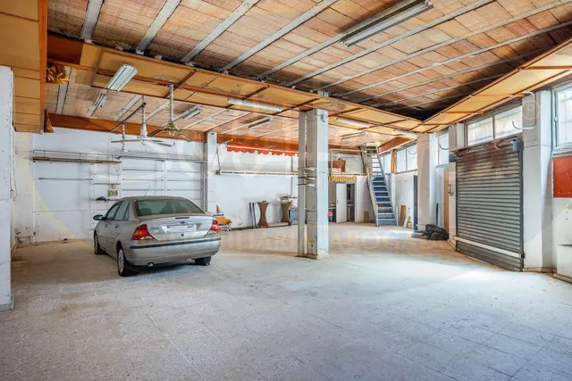 Edificio de uso industrial en venta en Camas (Sevilla) — 7