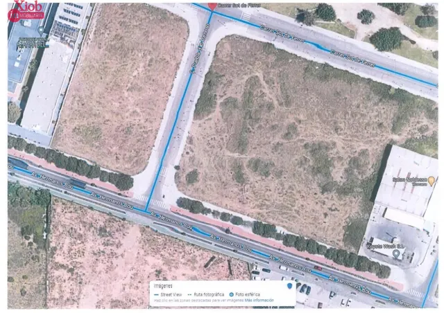 EN VENTA PARCELA SUELO TERCIARIO ZONA AVDA. HNOS BOU - foto 2