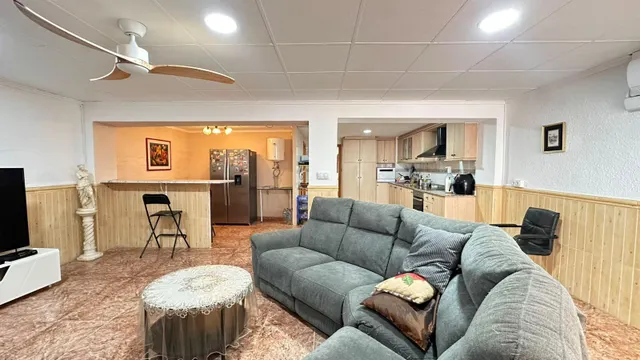 UNA CASA PARA VIVIRLA, DISFRUTARLA Y HACERLA TUYA EN BENIMODO — 20