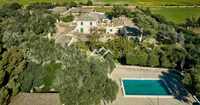 Exclusivo agroturismo con mucho encanto y 18 plazas — 2