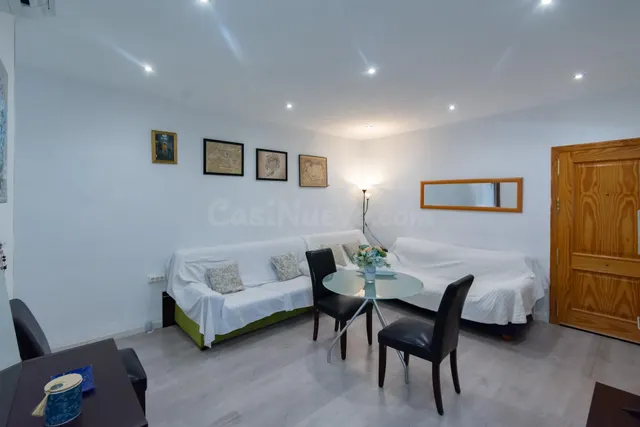 Piso reformado de 2 dormitorios, totalmente exterior, zona R - foto 2
