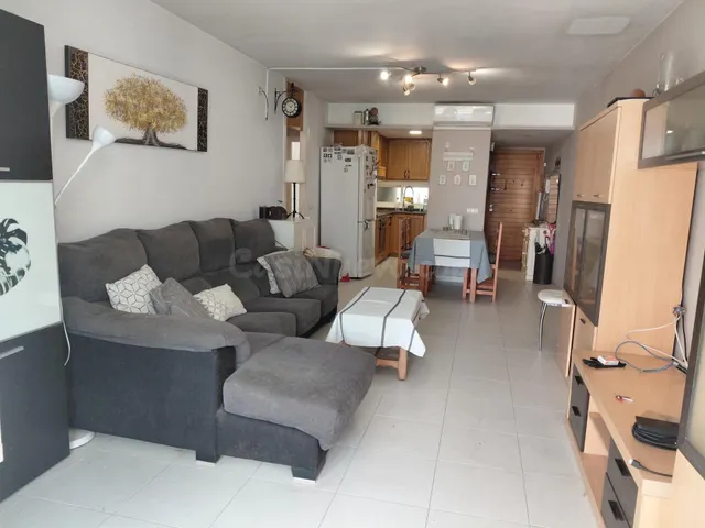 🌴 A 150 metros de la playa: amplio piso con terraza en Cala  - foto 5