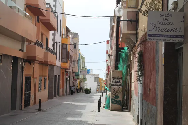 Terreno urbano con edificación en san Gregorio, Telde - foto 3