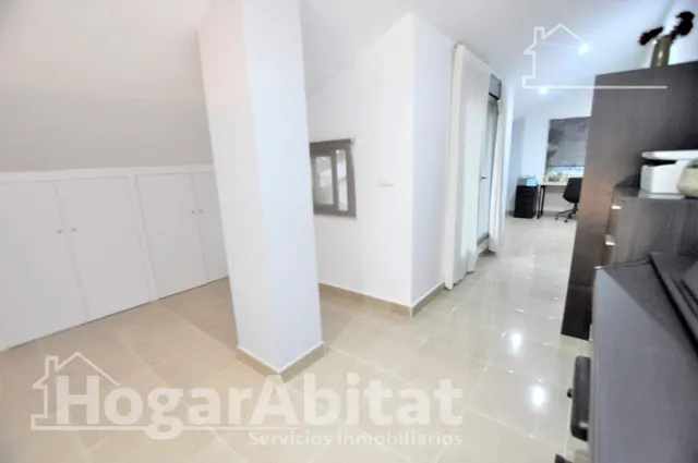 Precioso ático dúplex reformado con garaje y terraza — 24
