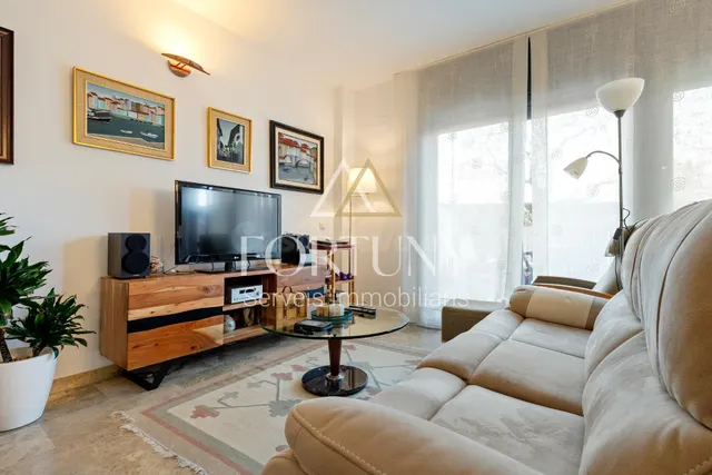Dúplex en venta Calle Teresa de Calcuta, Reus. — 3