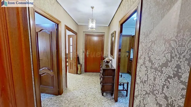 amplia vivienda con vistas al Altozano y plaza de garaje - foto 5