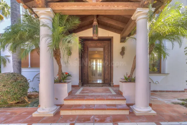 Chalet 5 habitaciones 498m² en venta - Costa Del Sol — 4