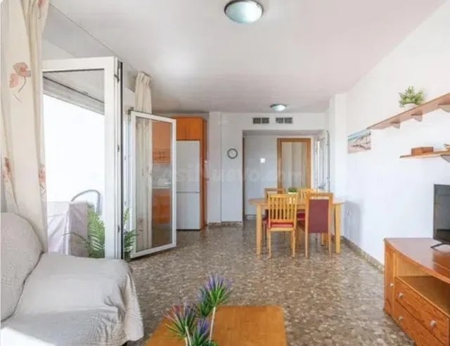 PISO MUY AMPLIO Y LUMINOSO EN CABO DE GATA, ALMERIA - foto 4