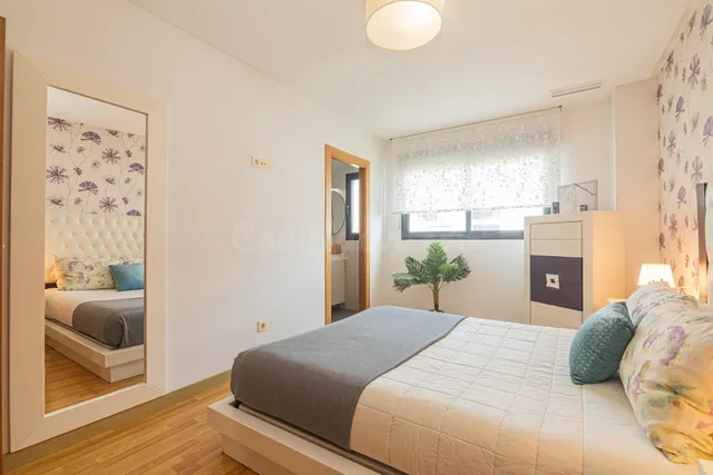vivienda con piscina, plaza de garaje, terraza, 3 habitaciones y 2 baños — 3
