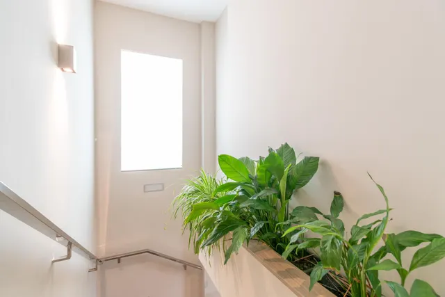 ¡Descubre el hogar de tus sueños en este espectacular chalet independiente! — 40