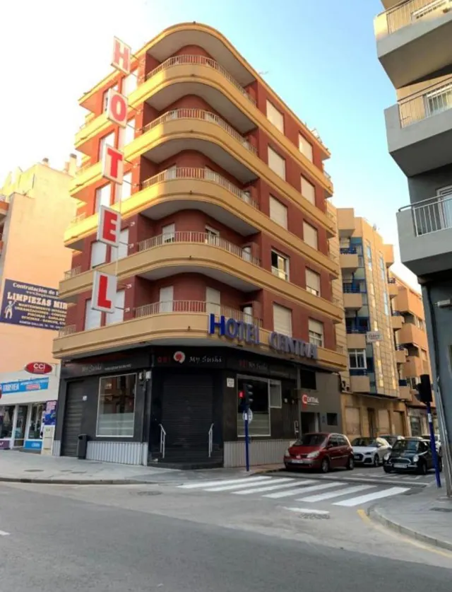 Oportunidad en mercado Hotel en venta en Torrevieja — 19