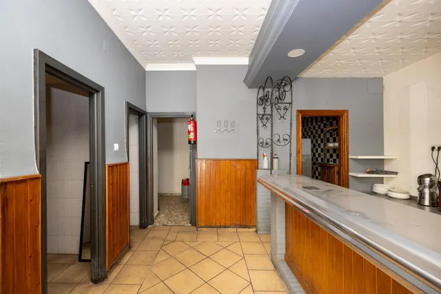 LOCAL COMERCIAL DE 106 m2 EN VENTA EN GRANADA — 8