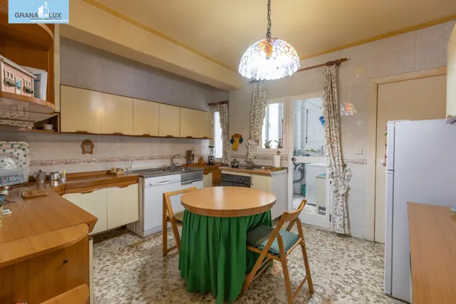 Amplia vivienda en pleno centro de Granada — 35