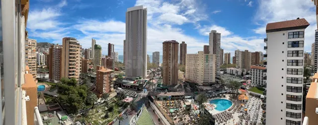 Vistas Panorámicas al Mar: Apartamento con Licencia Turístic