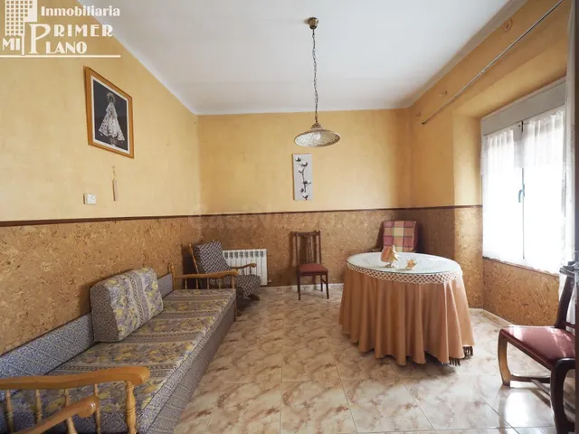 *¡OFERTA DE ULTIMA HORA! Se vende Amplia Casa en Esquina con - foto 4