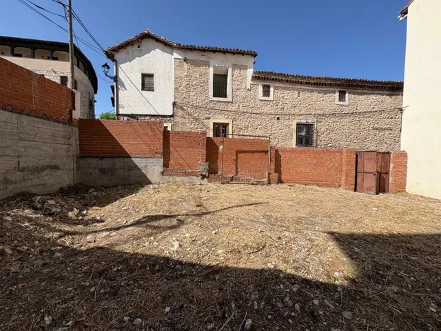 Solar urbano en Pastrana — 7