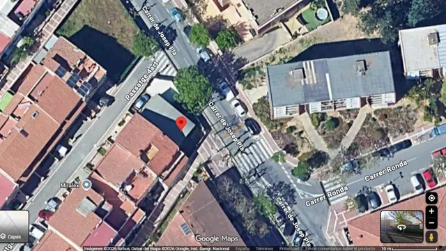 Parcela urbana esquinera c/josep pla 23 (nou Cambrils) — 6
