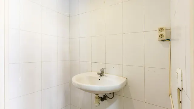 Local comercial 45m² en alquiler - Sant Narcís - Pl. Europa — 16