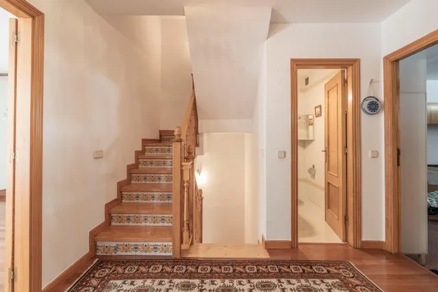 Excepcional chalet pareado cerca a Avenida Europa en Pozuelo de Alarcón — 11