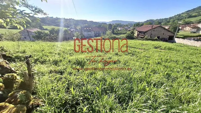 TERRENO URBANO EN LLOREDA. SANTA MARÍA DE CAYON. — 4