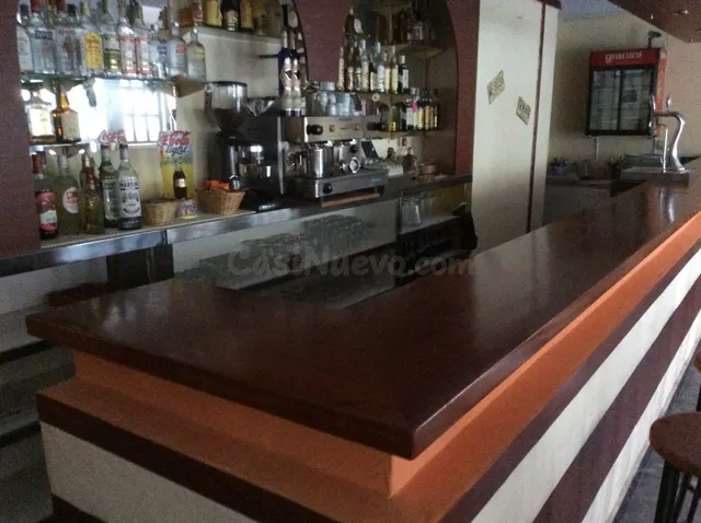 Local comercial 80m² en venta - Altozano - Pagés del Corro - foto 2