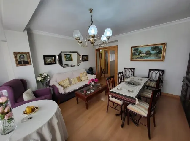 SE VENDE PISO REFORMADO EN LA AVENIDA PABLO IGLESIAS — 18