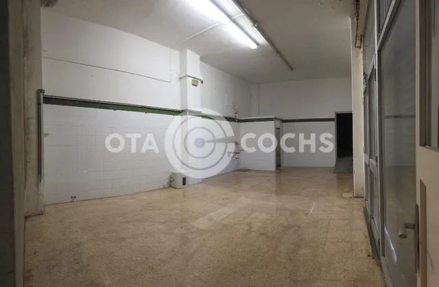LOCAL COMERCIAL ESQUINERO ZONA NILOGA — 9
