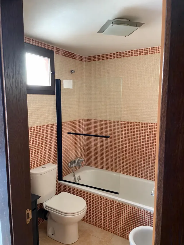Piso en urbanización los collados — 16