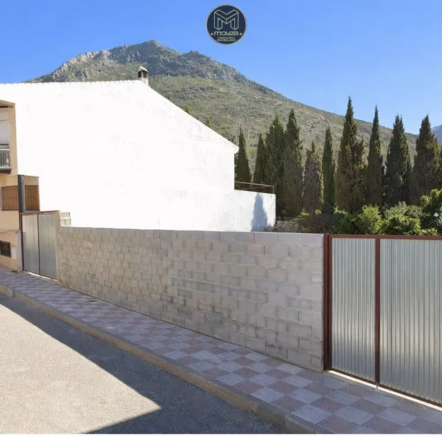 LOCAL EN MARTOS