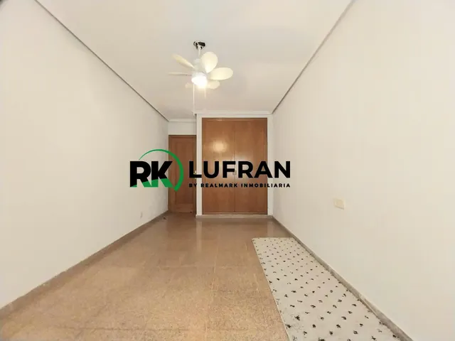 PISO EN VENTA EN ALICANTE - ZONA RENFE- SAN BLAS - ENSANCHE — 22