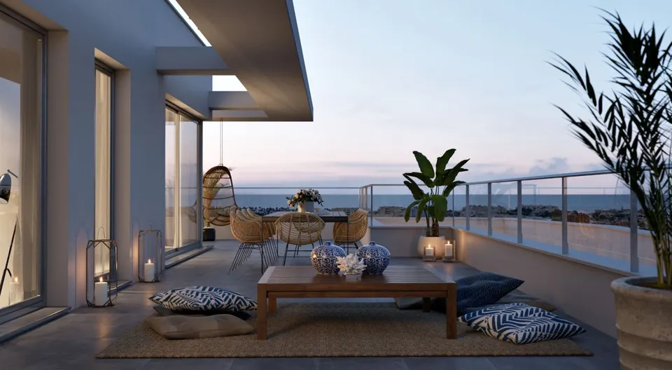 VENTA DE ÁTICO EN EL FARO DE CALABURRA - MIJAS COSTA. ¡4 DORMITORIOS, GRAN TERRAZA Y PARKING DOBLE!