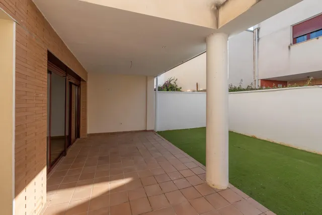 Casa en venta en belicena, Granada | espacio, luz y posibilidades — 25