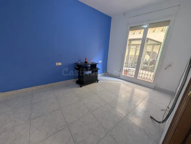 GRAN OPORTUNIDAD! piso en venta en Calle Nou — 4