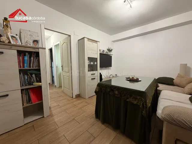 PISO EN SANTA ROSA CON ASCENSOR Y TERRAZA | 3 habitaciones | - foto 2