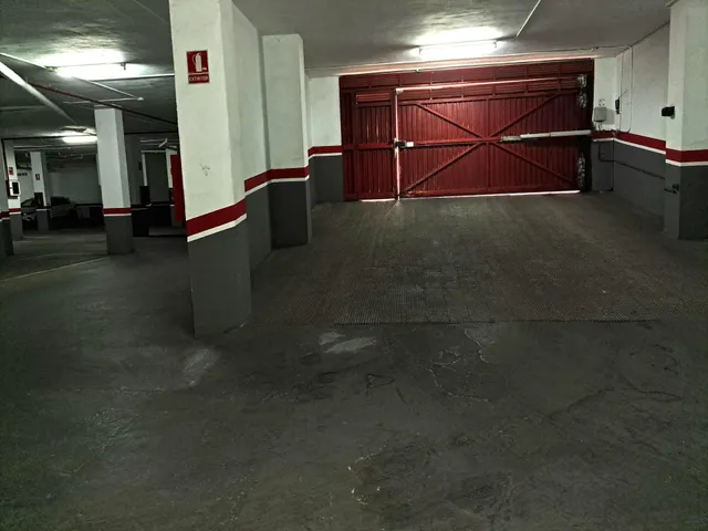 Plaza de gran tamaño — 12